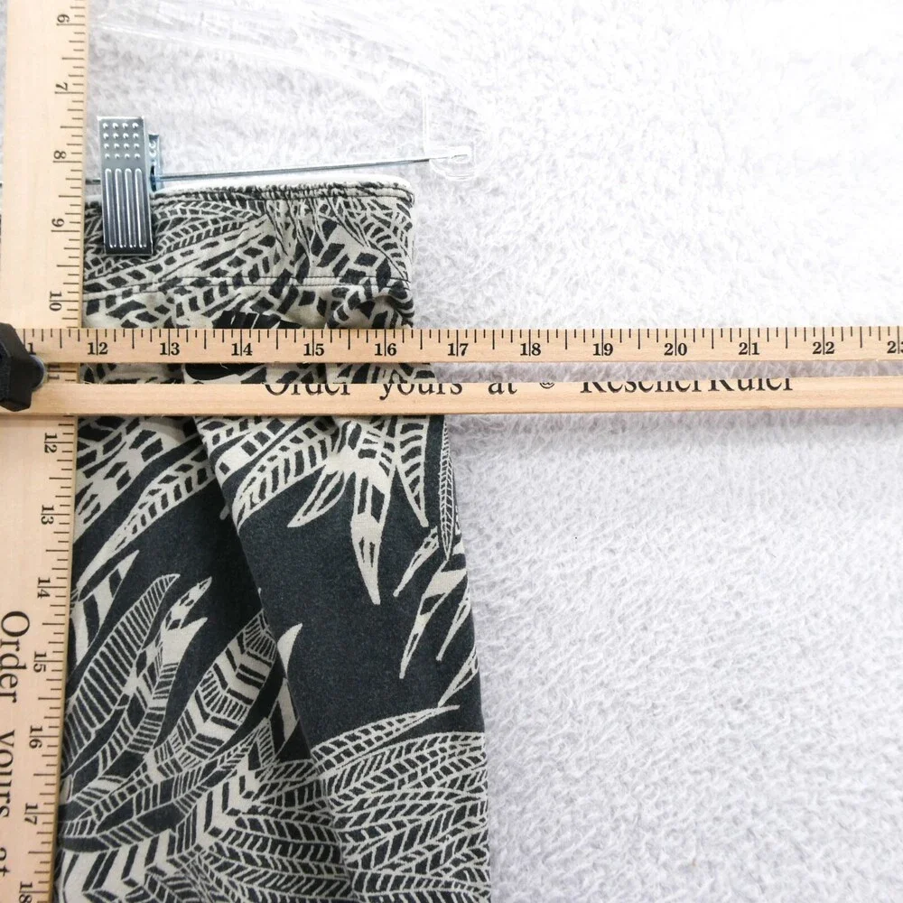 Nike Athletic Crop Leggings Womens XL Gray Floral Tropical Running Gym‎ Cropped